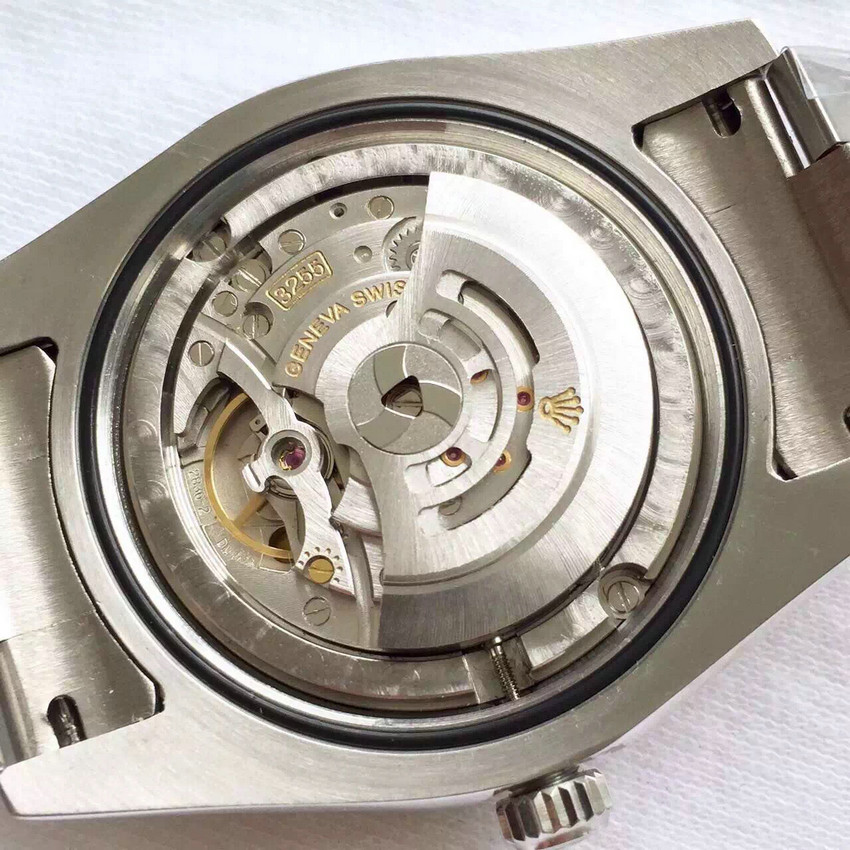 勞力士（Rolex）星期日歴型新款鑲鉆男士機械錶 日歴凸窗藍膜￥4680-精仿勞力士