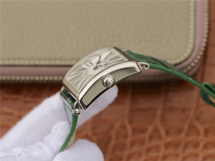 Z6法蘭克穆勒Master Square 繫列女士腕錶 綠色皮帶錶 瑞士原裝朗達石英機芯￥3180-精仿法蘭克穆勒